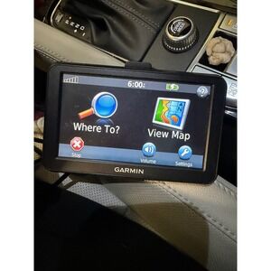 Garmin Nuvi 50LM GPS Navigation Device with Accessories and Case works